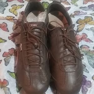 Reebok Brown and pink athletic shoes